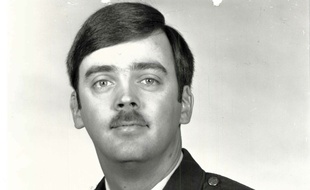 Photo non datée de William Howard Hughes, officier de l'armée de l'air américaine qui a déserté en 1983.