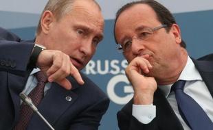 Le président russe Vladimir Poutine et le président français François Hollande lors du sommet du G20 à Saint-Pétersbourg, en Russie, le 6 septembre 2013