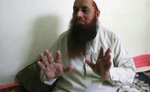 Les rebelles du Cachemire menacent de mener une vague "sans précédent" d'attaques contre des cibles indiennes, ajoutant à la tension frontalière qui menace déjà les laborieuses tentatives de rapprochement entre l'Inde et le Pakistan.