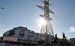 Les députés grecs ont approuvé mercredi le principe de la cession de 66% du capital de l'opérateur national du réseau électrique (ADMIE) dans le cadre du programme de privatisations auquel s'est engagé la Grèce vis-à-vis de ses créanciers.