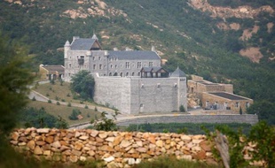 Les plus grands producteurs de vin mondiaux, toujours à la recherche du délicat équilibre entre composition du sol, climat et techniques pour parvenir aux meilleurs crus, se sont mis en quête de cette alchimie rare en Chine.