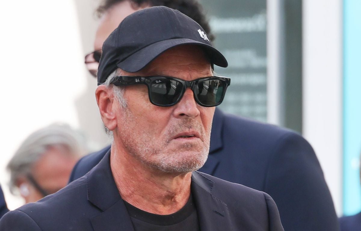 EN IMAGES. Les stars en lunettes noires aux funérailles de Thierry Ardisson