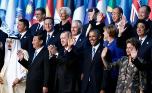 Une photo de famille de quelques uns des chefs d'Etat réunis le 15 novembre 2015 pour le G20 à Antalya, au sud de la Turquie