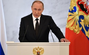Le président russe Vladimir Poutine s'adresse à la nation, le 3 décembre 2015 au Kremlin, à Moscou