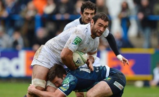 Montpellier a arraché un difficile succès à l'Arms Park de Cardiff (35-24) face à une équipe des Blues réduite à 14 pendant 55 minutes, dimanche lors de la 3e journée de Coupe d'Europe.