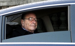 La condamnation de Jacques Chirac a conforté à la fois ceux qui, comme l'UMP, veulent le maintien du statut pénal du chef de l'Etat et ceux qui, comme le PS, veulent le réformer: pour les premiers, la justice n'a pas été empêchée, mais pour les seconds, elle a été trop retardée.