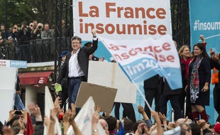 Jean-Luc Mélenchon en meeting à Paris le 5 mai 2016.