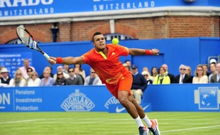 La Fédération française de tennis (FFT) a retenu lundi Jo-Wilfried Tsonga, Gilles Simon, Gaël Monfils et Richard Gasquet en simple messieurs pour les jeux Olympiques de Londres cet été et demandé une invitation (wild-card) pour Alizé Cornet chez les dames.