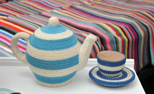 Le bar à tricot propose des cours de couture, tricot et crochet.
