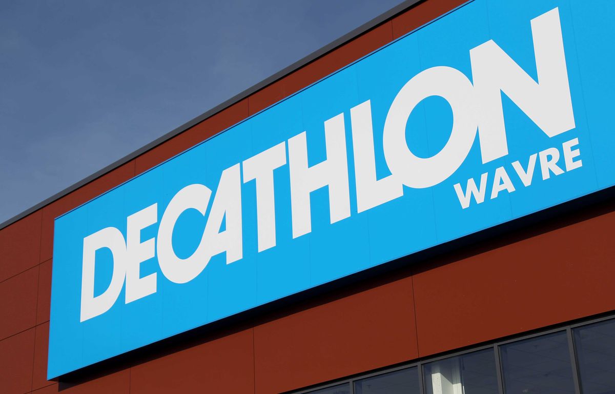 Decathlon change de nom et devient « Nolhtaced » pendant un mois en ...