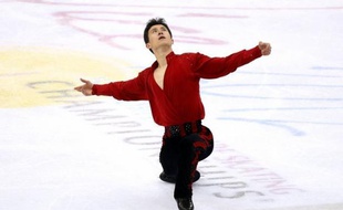 Le Canadien Patrick Chan a été sacré champion du monde messieurs avec un total de 266,11 points, lors des Mondiaux-2012 de patinage artistique, samedi à Nice.