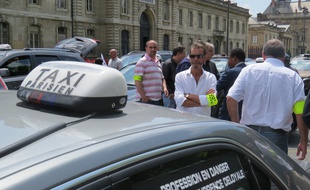Le 11 juin 2014, les taxis ont manifesté contre les VTC