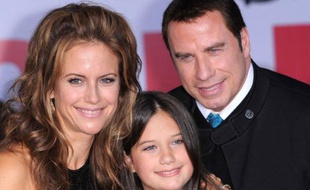 John Travolta, Kelly Preston et leur fille Ella Bleu
à Hollywood, le 9 novembre 2009