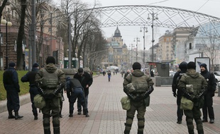 Des policiers des forces spéciales dans les rues de Kiev (Ukraine), en novembre 2016.