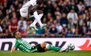 Ferland Mendy a honoré sa première titularisation à Santiago Bernabeu. face au Bétis Séville.