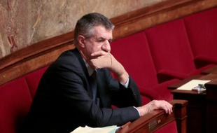 Jean Lassalle, 60 ans, député (MoDem) des Pyrénées-Atlantiques, à l'Assemblée nationale le 9 février 2016