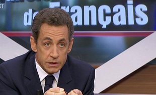 Le Président Nicolas Sarkozy lors de son intervention sur TF1 à «Paroles de Français» le lundi 25 janvier 2010.