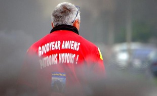 La CGT de l'usine Goodyear d'Amiens-Nord demande, dans une lettre rendue publique mardi, l'aide du président François Hollande pour empêcher la fermeture du site qui emploie 1.173 salariés, à un moment où le groupe annonce "son excellente santé financière.