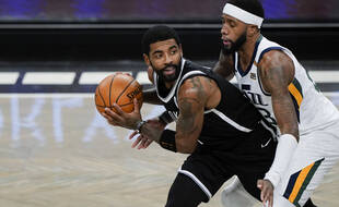 La star de Brooklyn Kyrie Irving fait l’objet d’une enquête de la part de la NBA.