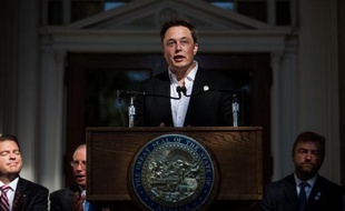 Le PDG de Tesla Motors, Elon Musk, lors d'une conférence de presse au Capitole du Nevada, à Carson City, le 4 septembre 2014