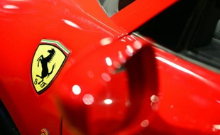 Le constructeur italien de voitures de sports de luxe Ferrari, filiale de Fiat Chrysler Automobiles (FCA), devrait valoir près de 10 milliards de dollars en Bourse