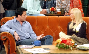 Joey (Matt LeBlanc) et Phoebe (Lisa Kudrow) dans la série Friends