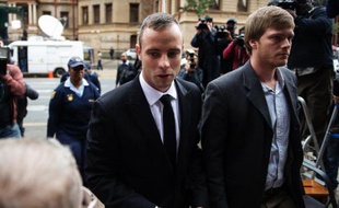 Oscar Pistorius à son arrivée au tribunal, le 16 avril 2014 à Pretoria