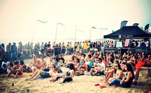 Au Big festival, à Biarritz, c'est un restaurant éphémère qui s'installe tous les ans pour contenter les papilles du public affamé.