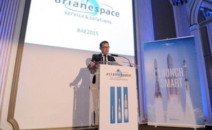 Le PDG d'Arianespace, Stéphane Israël, lors d'une conférence de presse à Paris le 6 janvier 2015