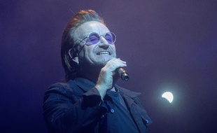 Bono, lors d'un concert de U2 à Berlin (Allemagne), le 31 août 2018.