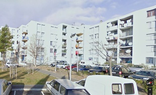 Capture Google Maps de la rue d'Oran à Béziers où des réfugiés ont nettoyé la rue dimanche dernier.