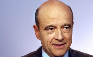 La liste du maire sortant de Bordeaux Alain Juppé (UMP) serait élue par 52% au premier tour des élections municipales en devançant celle de son rival socialiste Alain Rousset de quinze points, selon un sondage Ifop/Fiducial à paraître jeudi dans l'hebdommadaire Paris Match.