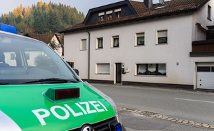 La maison où ont été découverts les corps des nourrissons, à Wallenfels, en Allemagne, le 13 novembre 2015.