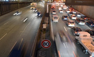 La mairie de Paris, qui souhaite réduire la vitesse de 80 à 70 km/h sur cet axe, a salué dans un communiqué une annonce qui va "dans le bon sens".