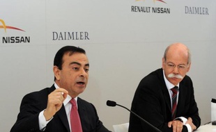 Le groupe automobile allemand Daimler et l'alliance Renault-Nissan vont coopérer dans la production de moteurs aux Etats-Unis, ont-ils annoncé dimanche, présentant ce projet comme le plus grand pour les trois constructeurs en dehors d'Europe.