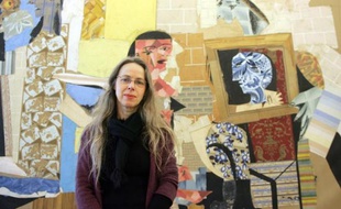Anne Baldassari, directrice du Musée Picasso et commissaire de l'exposition "Picasso-Dora Maar", pose le 10 février 2006 au Musée Picasso à Paris, devant "Femmes à leur toilette, papiers peints collés et gouache (1938) de Pablo Picasso
