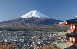 Un japonais de 102 ans devient l’homme le plus âgé à avoir grimpé le mont Fuji