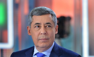 Les propos d'Henri Guaino contre la GPA n'étaient pas du goût de Twitter.
