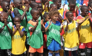 10.000 amateurs de football de tout âge profitent chaque semaine des installations de l'AS Dakar Sacré-Cœur