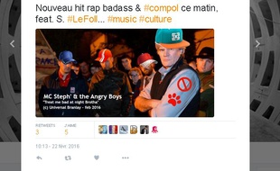 Tweet à propos de la photo de Stéphane Le Foll interpellé devant son domicile du Mans par des agriculteurs, le 21 février 2016.