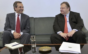 Le leader de Nouvelle Démocratie, Antonis Samaras (à gauche) et son homologue du Pasok, Evangélos Vénizélos, le 18 juin 2012, à Athènes (Grèce).