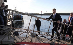Le président Emmanuel Macron lors de sa visite au Guilvinec (Finistère), le 21 juin 2018.