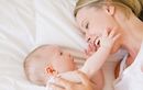 Cododo : conseils de sage-femme si bébé dort dans le lit de papa et maman
