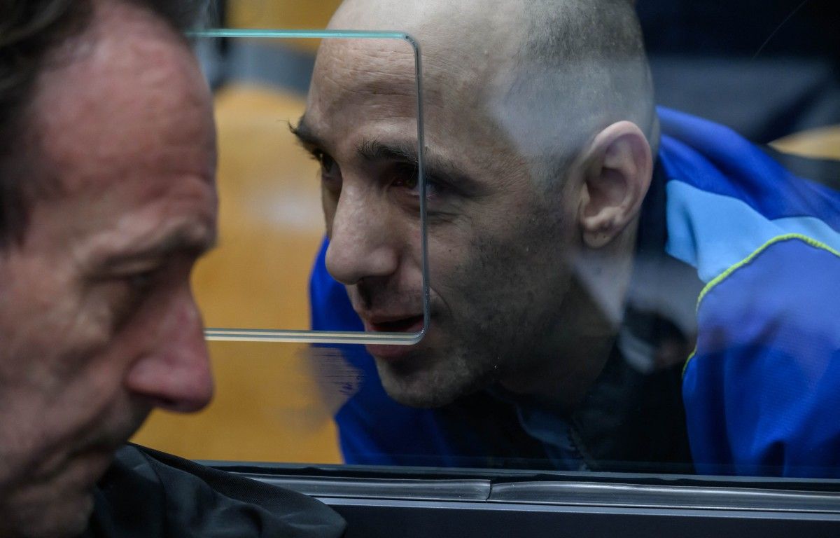 Procès de Cédric Jubillar : Devant une salle pleine de tension au premier jour, un accusé énigmatique