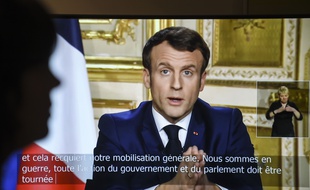 Emmanuel Macron lors de son allocution sur le coronavirus lundi soir.