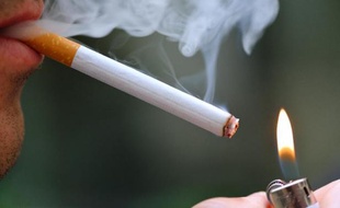 Une cigarette