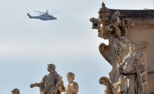 La justice vaticane a annoncé samedi avoir inculpé cinq personnes, accusées d'"association criminelle", de vol et de divulgation de documents confidentiels sur les dysfonctionnements et malversations au Saint-Siège