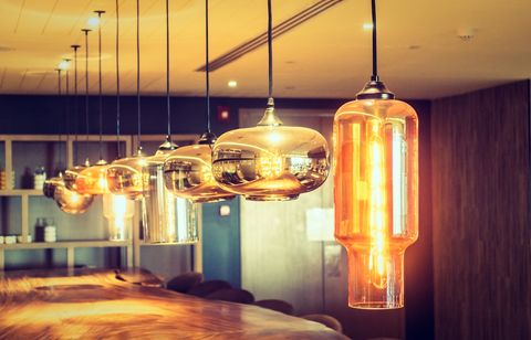 Décoration d’intérieur : 20 lampes design iconiques et abordables