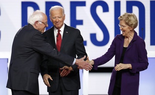 Les candidats démocrates Bernie Sanders, Joe Biden et Elizabeth Warren, lors du débat télévisé du 15 octobre 2019.