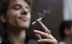 Au Canada, le cannabis récréatif va devenir légal le 17 octobre.